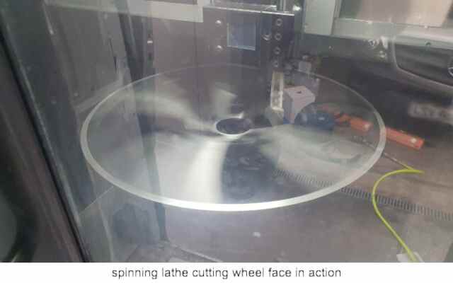 Lathe cutting machine photo